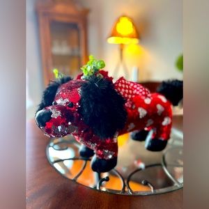 Directional sequined dachshund Sweetheart dog
